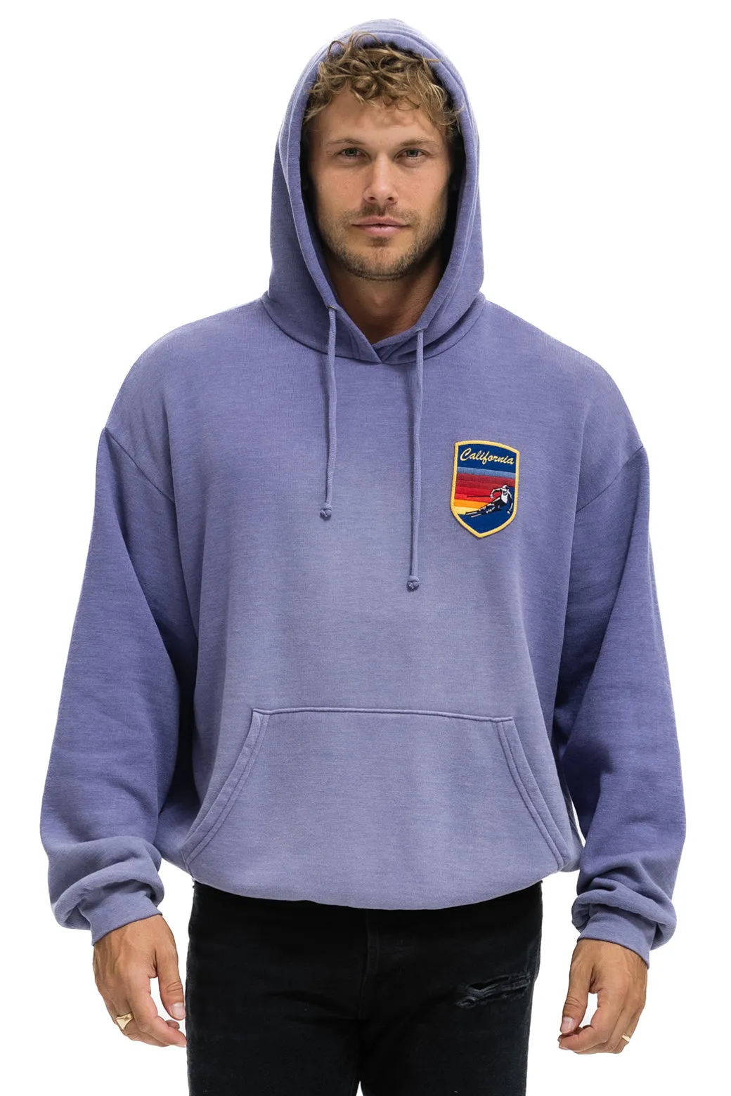 CALIFORNIA SKIER PATCH PULLOVER RELAXED HOODIE - FADED GRAPE