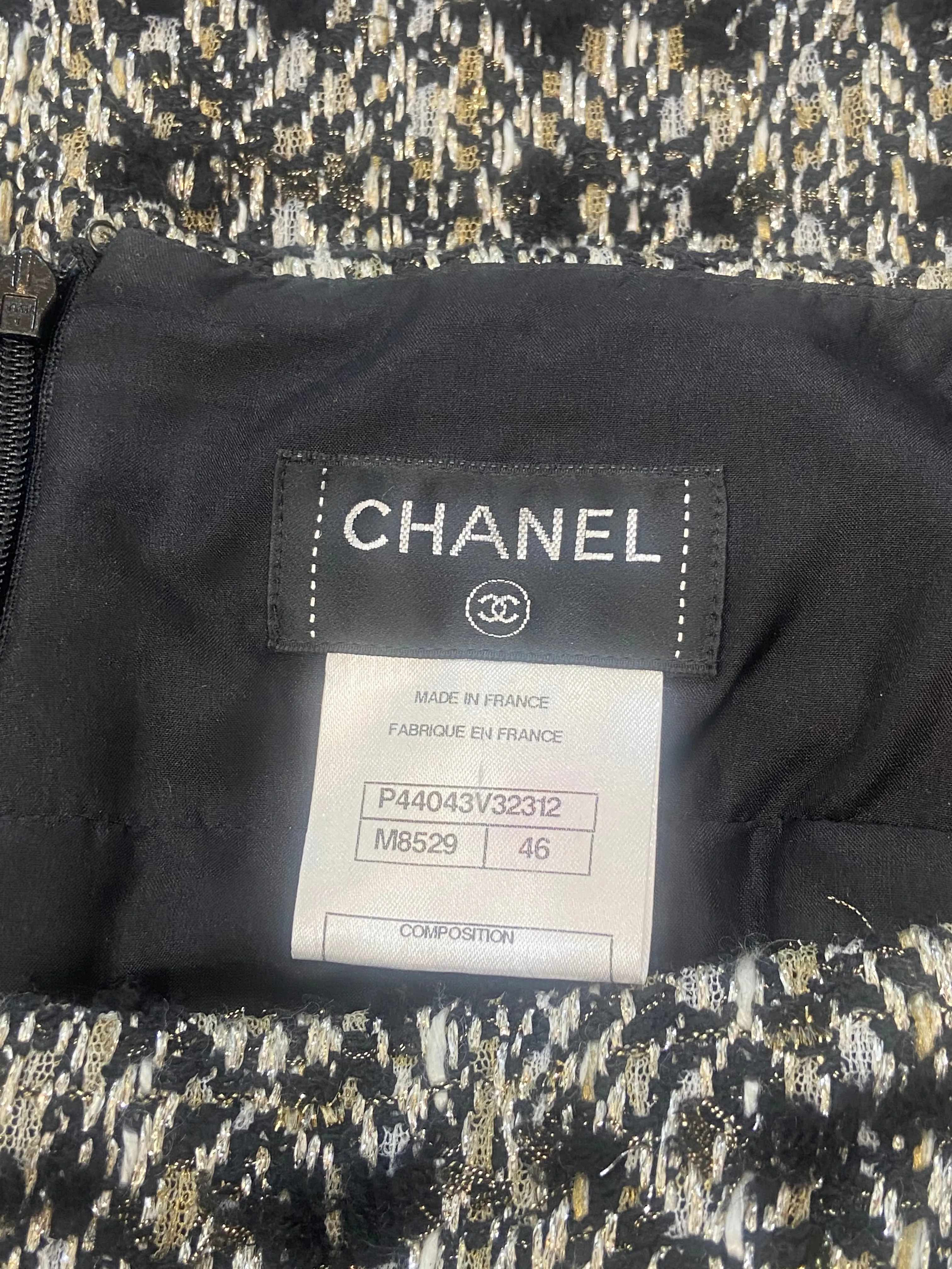 CHANEL METIERS D'ART TWEED MINI SKIRT