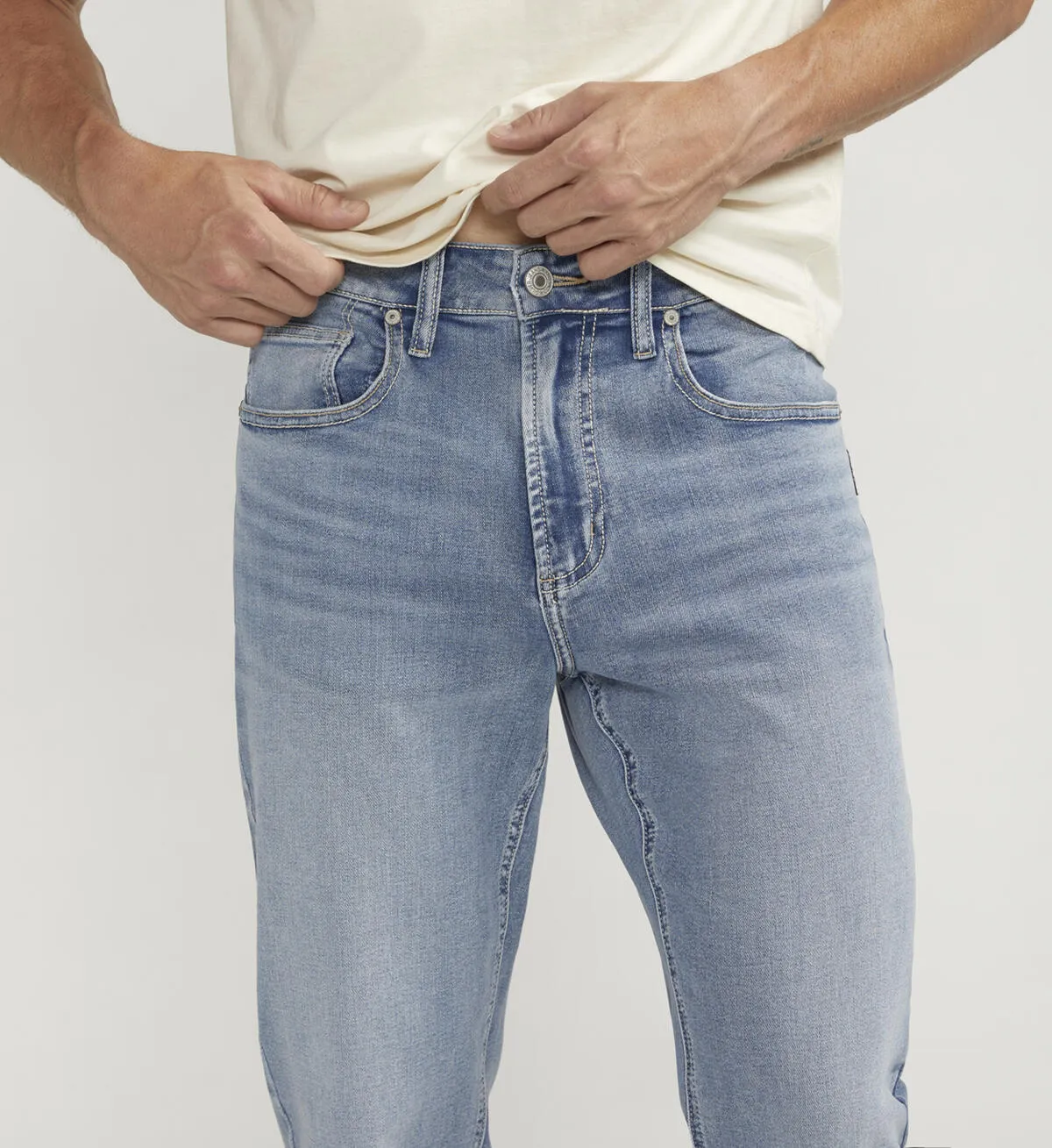 Grayson Classic Fit Straight Leg Jeans