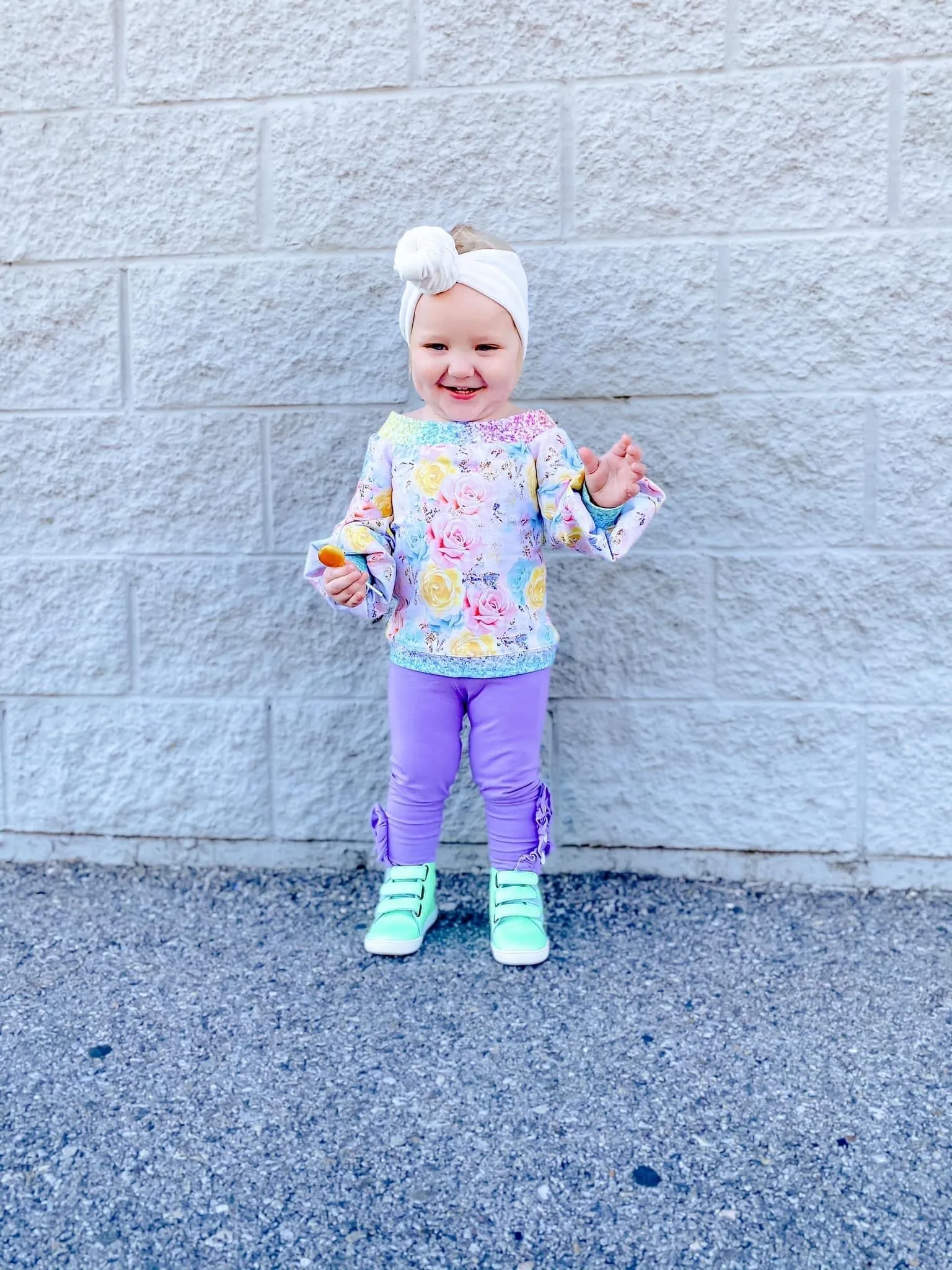 Purple Ruffle Button Leggings