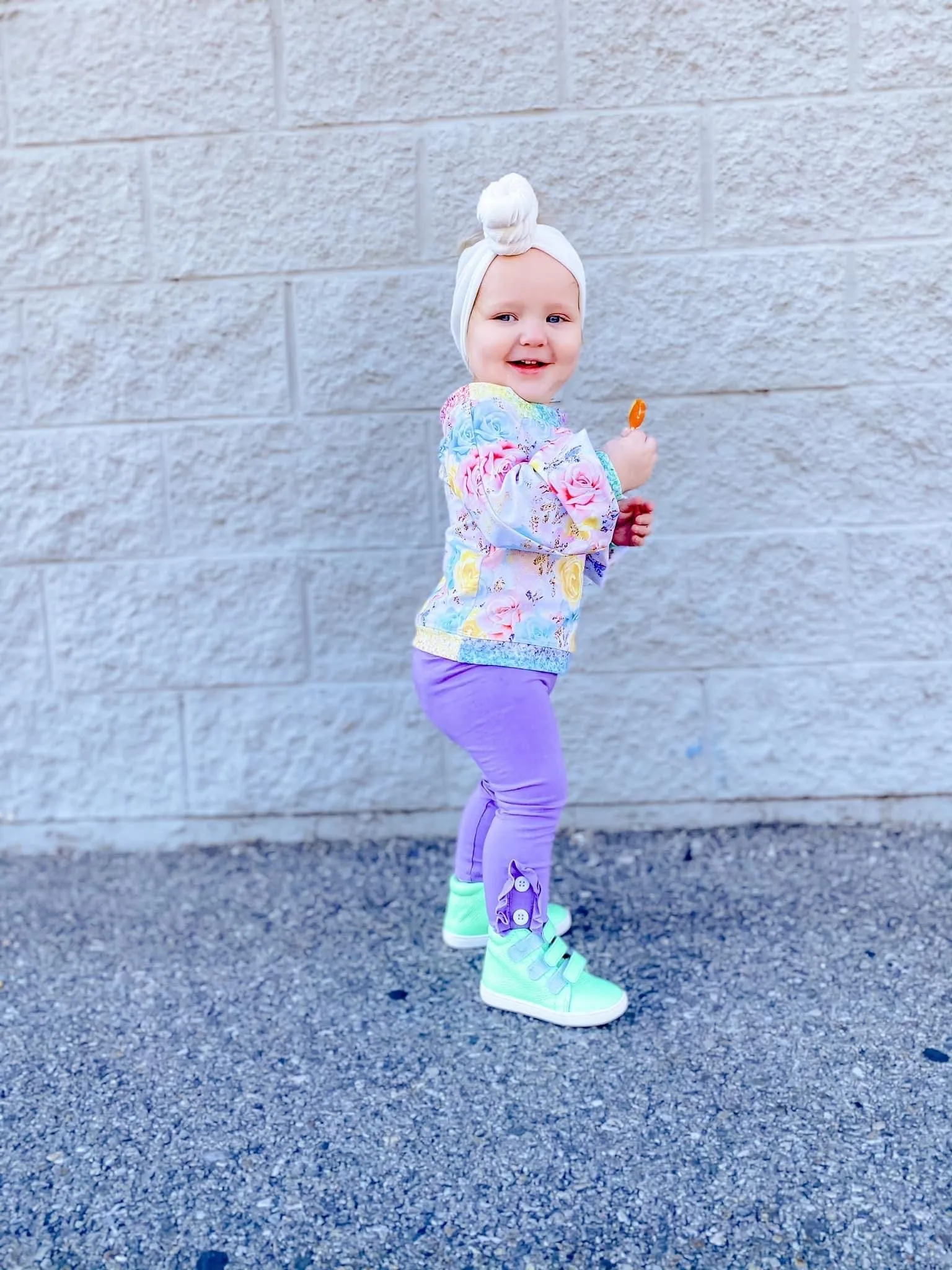 Purple Ruffle Button Leggings