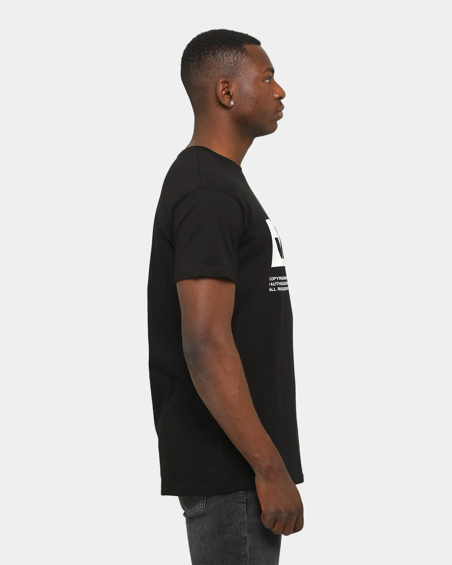 WNDRR Manifest Custom Fit T-Shirt Black